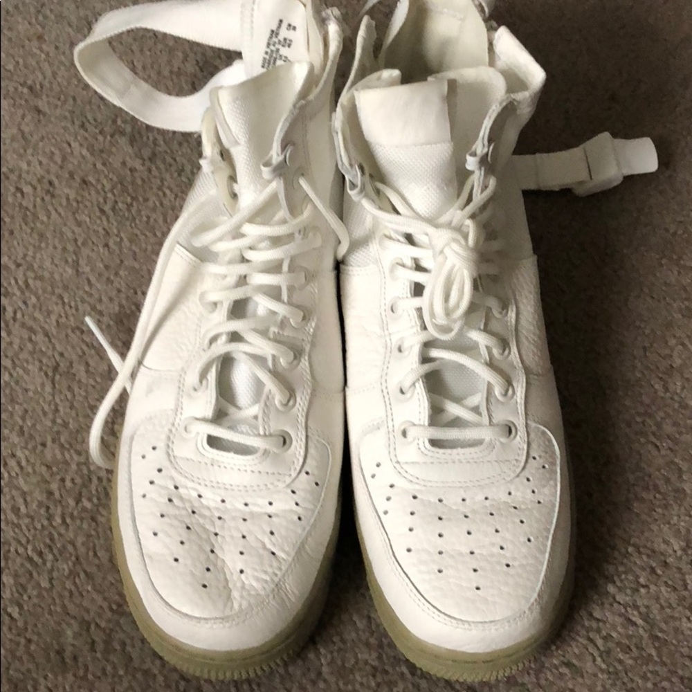 Nike Sneakers